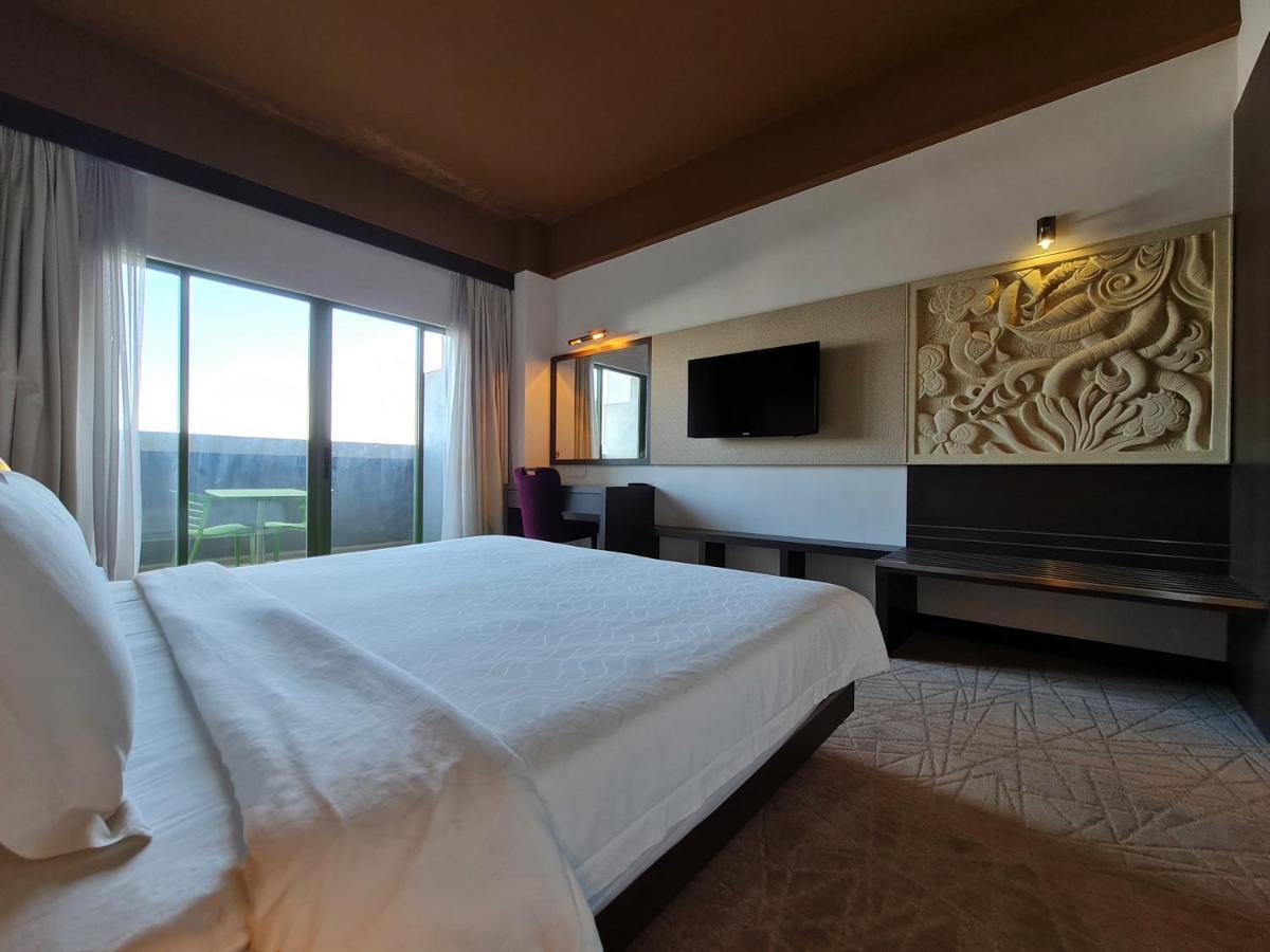 Swan Garden Hotel Malacca Екстериор снимка