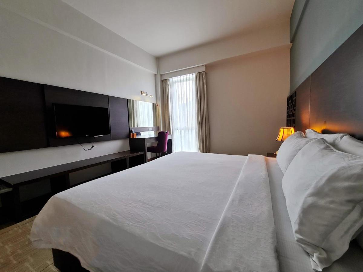 Swan Garden Hotel Malacca Екстериор снимка