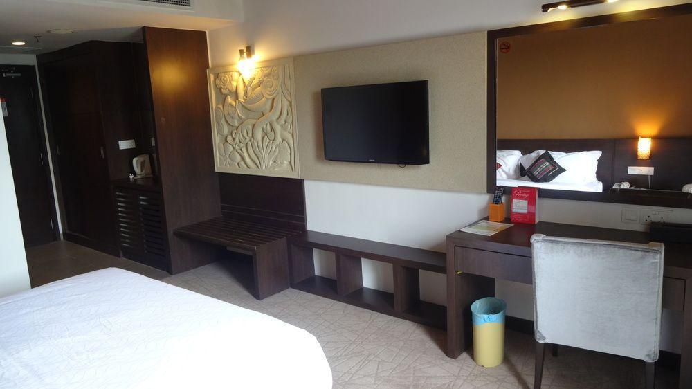 Swan Garden Hotel Malacca Екстериор снимка